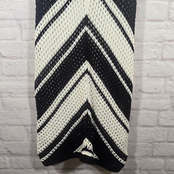 MY Willow & Wind Black Ivory Crochet Knit Dress NWT Sze L Coastal Beach Vacation - Picture 3 of 9